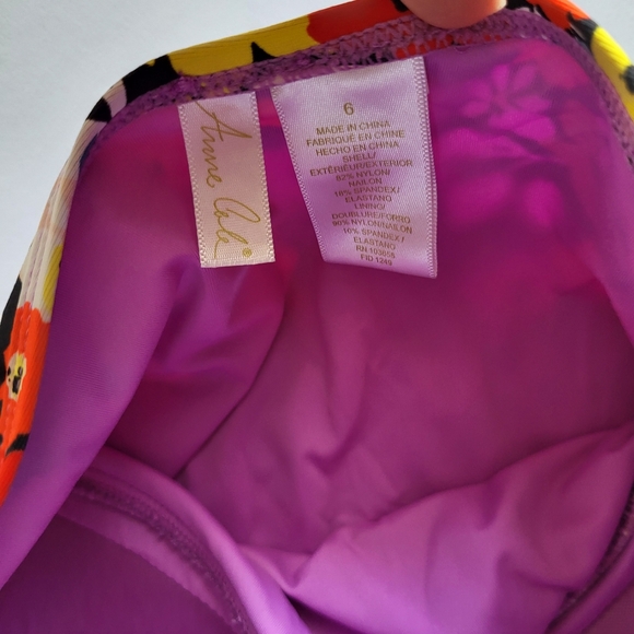 Anne Cole Twist Front Floral Flattering One Piece Swimsuit. - Picture 4 of 6